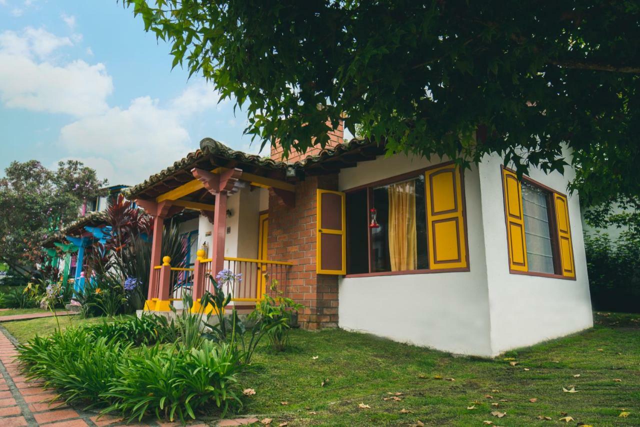Termales El Otono Hotel La Enea Kültér fotó The house of the writer in Bogotá